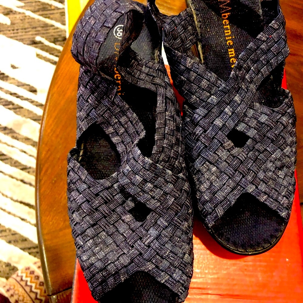 Bernie Mev sandals in excellent condition extremely light and comfy